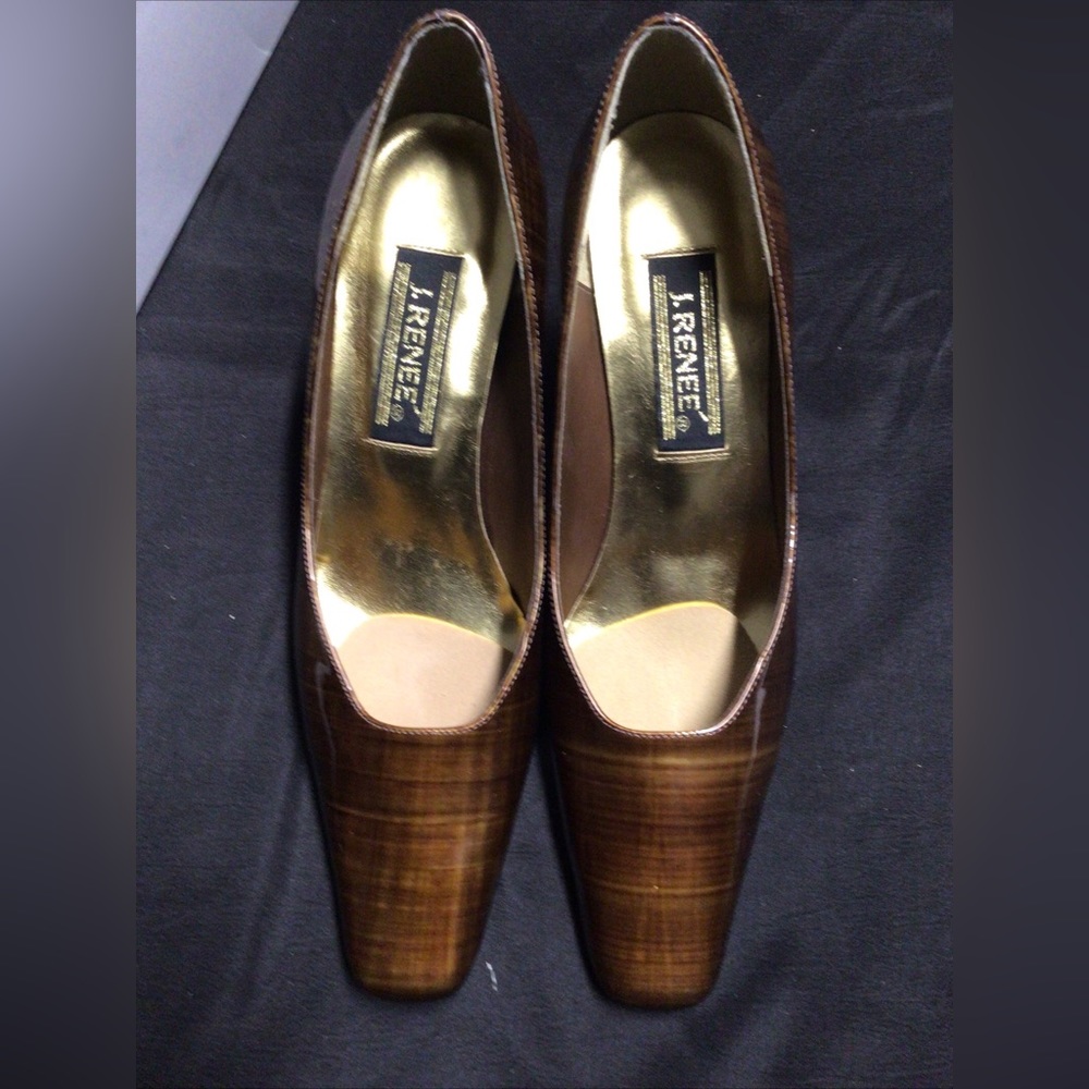 J Renee heels gold pattern